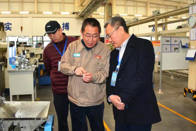 產教融合共促發展——蘭州理工大學機電工程學院院長安宗文一行赴甘肅海林中科科技股份考察調研